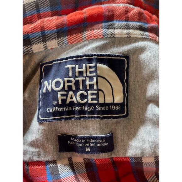 The North Face Men's Size Medium Heavy Cotton Plaid Button-Up Shirt Red & Blue - Picture 4 of 5